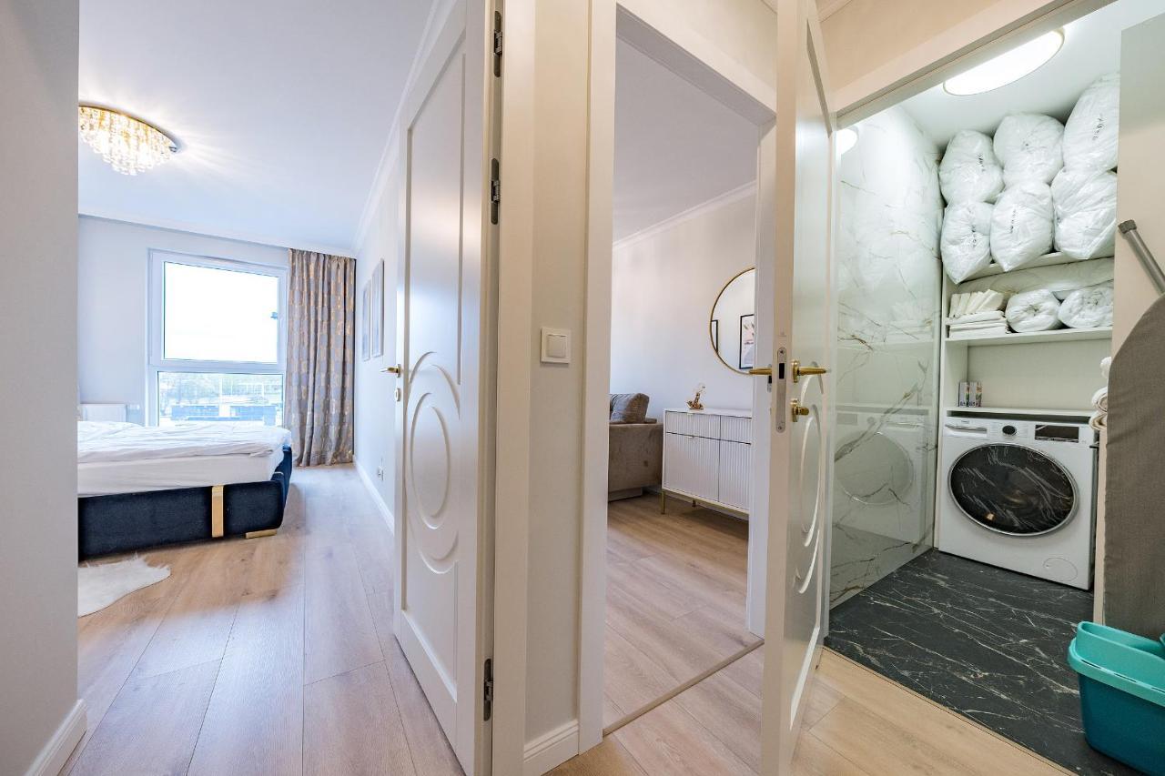 Apartament Nowa Letnica, Osiedle Latarnikow Gdansk Apartment Luaran gambar